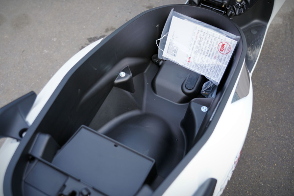 Скутер SYM (Сим) Symphony ST 200 белый с ПТС | Мототека Скутер SYM (Сим) Symphony ST 200 белый с ПТС | Мототека